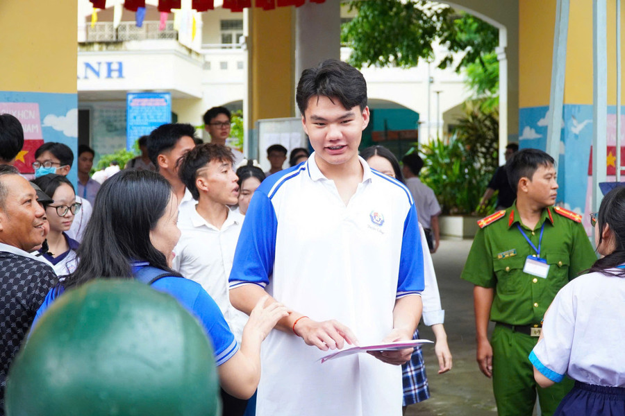 tot-nghiep-thpt-anh-1.jpg