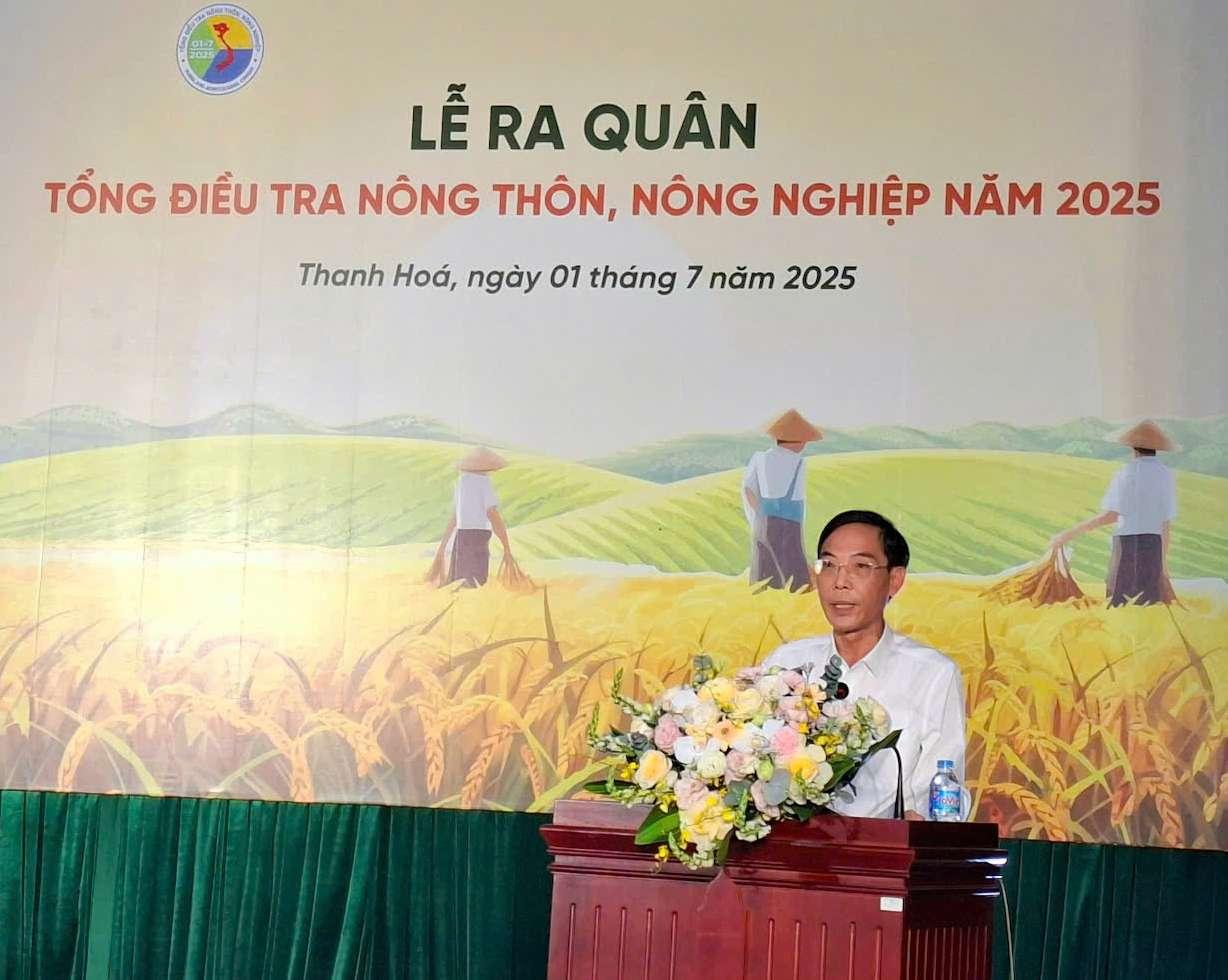 Ông Đầu Thanh Tùng - Phó Chủ tịch UBND tỉnh Thanh Hóa phát biểu tại Lễ ra quân. Ảnh: Tuyết Lan