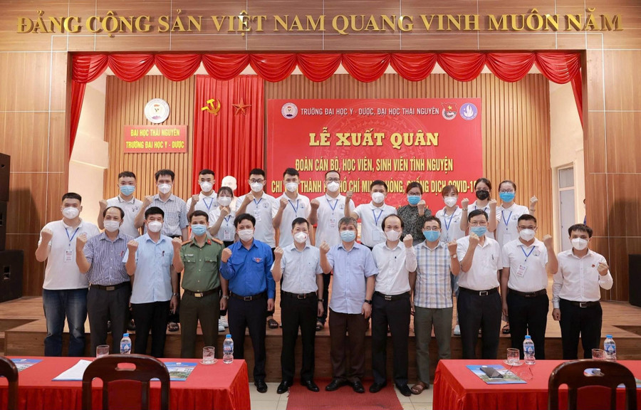 le-xuat-quan-doan-can-bo-hoc-vien-sinh-vien-tinh-nguyen-tham-gia-chong-dich-covid-19.jpg