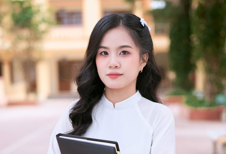 Tô Đoàn Mai Anh - nữ sinh lớp 12, Trường THPT Dân tộc Nội trú tỉnh Lạng Sơn.