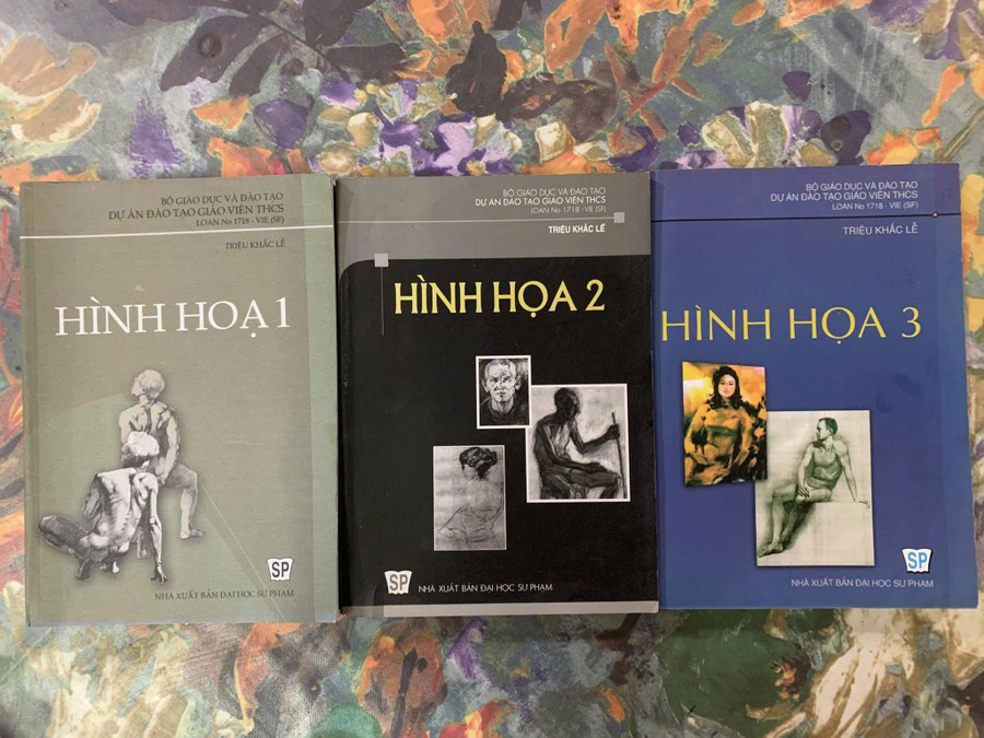 Bộ sách 'Hình họa' của nhà giáo - họa sĩ Triệu Khắc Lễ bị làm giả và rao bán trên mạng xã hội.