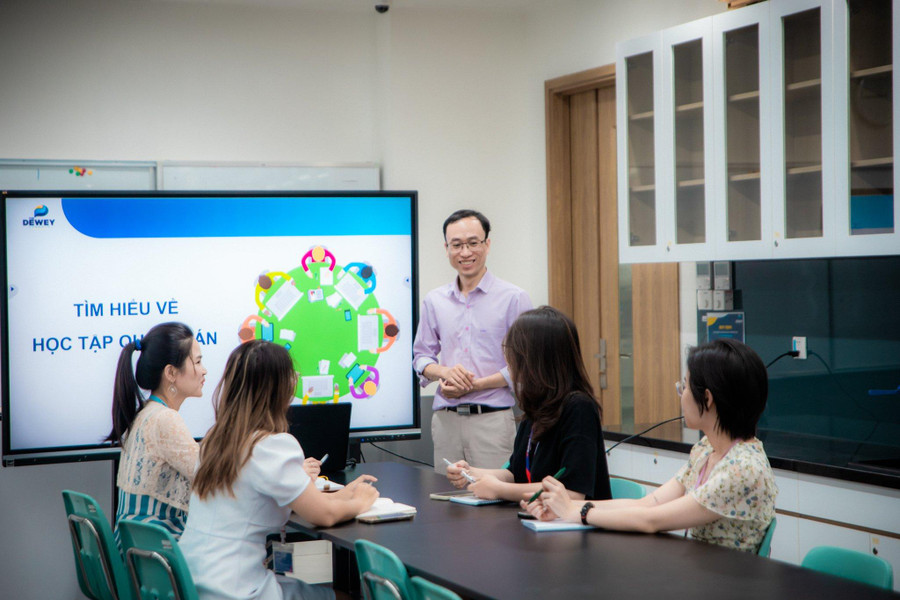 Vai trò then chốt của lãnh đạo nhà trường trong đổi mới giáo dục