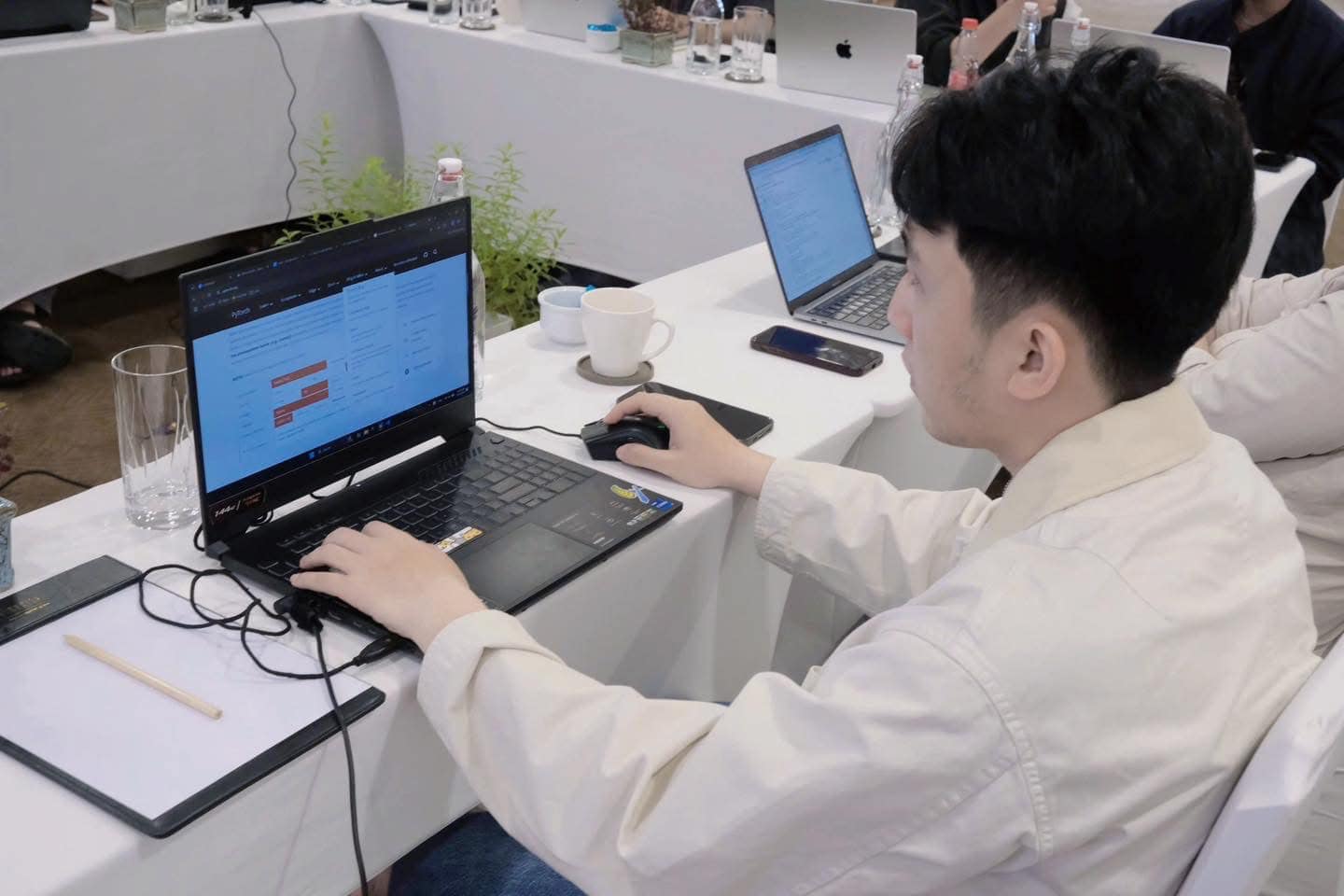 AI có thể xử lý 90% công việc lập trình, các kỹ sư phần mềm sẽ làm gì?- Ảnh 2.