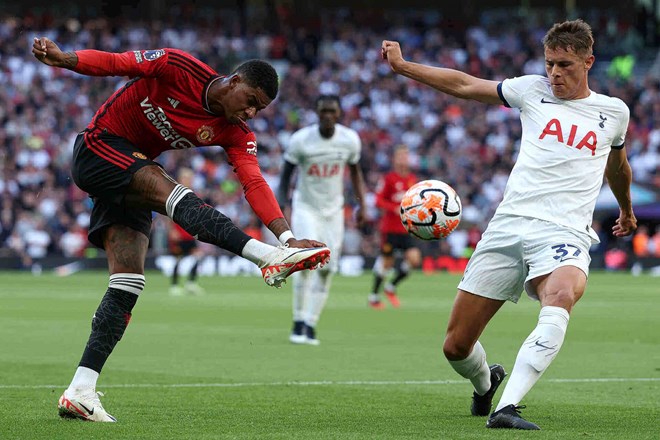 Giá trị Marcus Rashford mang lại cho Barcelona