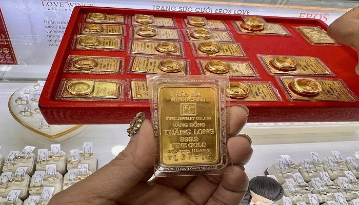 Giá vàng hôm nay 30/7 tăng 100 ngàn đồng/lượng cả 2 chiều, vàng nhẫn điều chỉnh