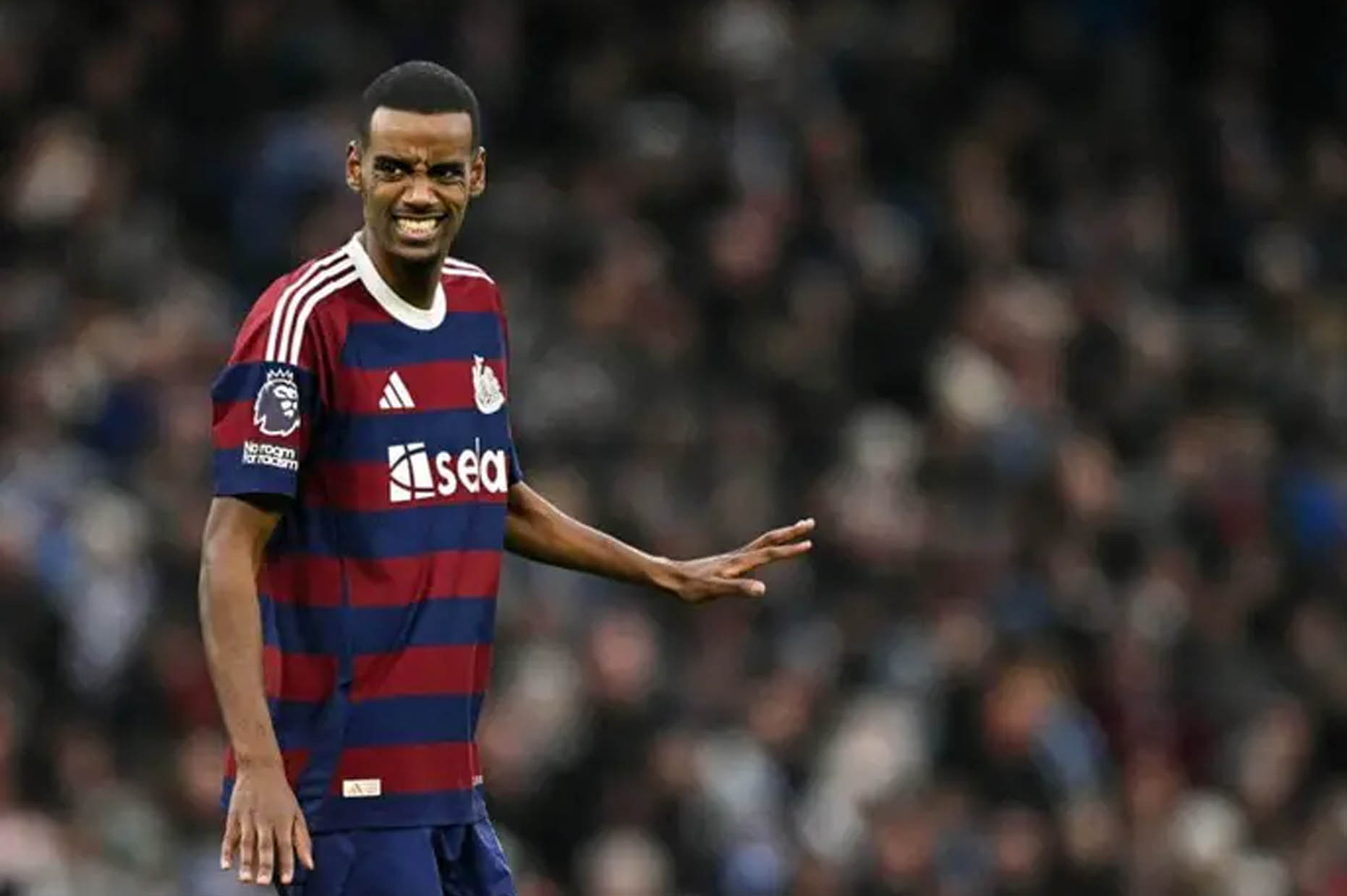 Alexander Isak trở thành bản hợp đồng đắt giá nhất nước Anh. Ảnh: AFP