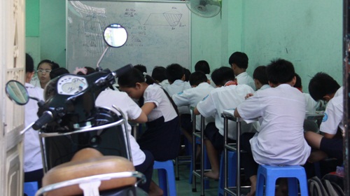 Dạy thêm học thêm luôn là vấn đề nhiều người quan tâm. Ảnh: Trang Hà