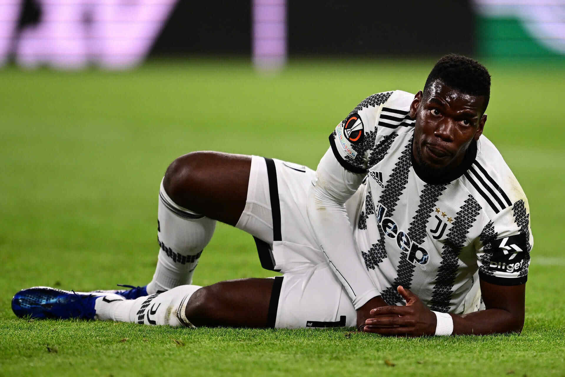 Pogba vẫn chưa ra sân kể từ sau khoảng thời gian khoác áo Juventus.  Ảnh: AFP