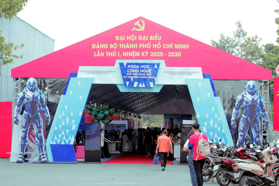 trien-lam-dai-hoi-1.jpg