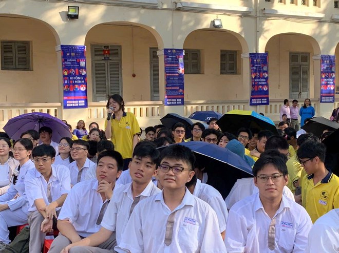 TPHCM phát động chiến dịch bảo vệ học sinh trước cạm bẫy mạng xã hội