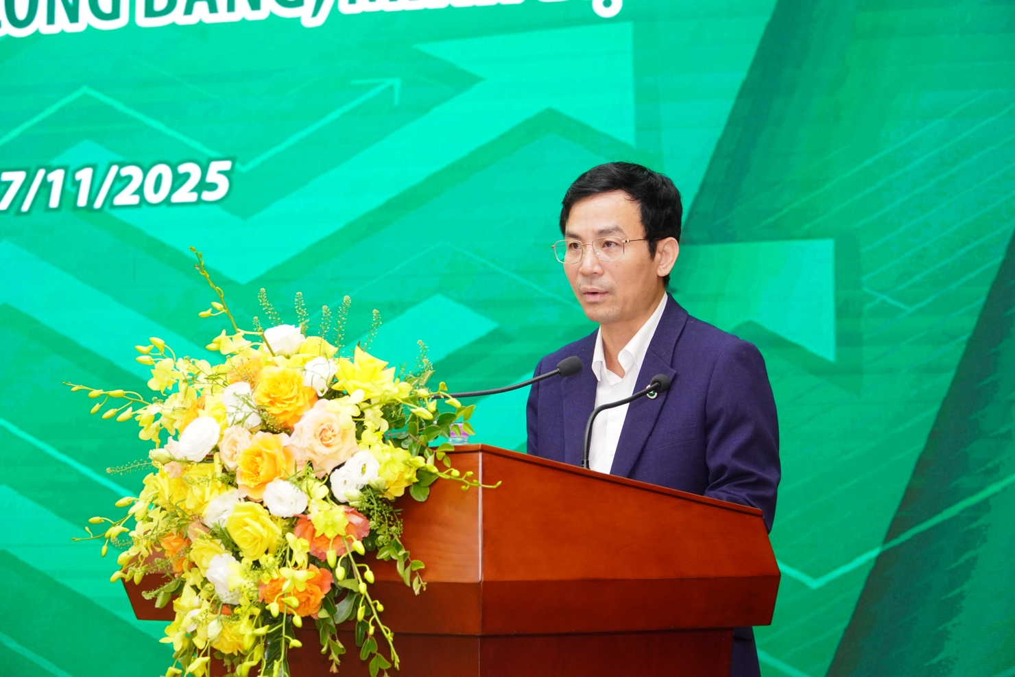 Ông Trịnh Văn Điển, Phó Giám đốc SRTC phát biểu tại Hội nghị.