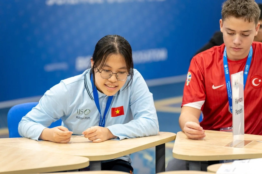 Olympic Khoa học trẻ quốc tế năm 2025 được tổ chức từ ngày 23/11 đến 2/12 tại vùng lãnh thổ Sirius, Liên bang Nga, photo-7-2025-11-29-0jpg.jpg