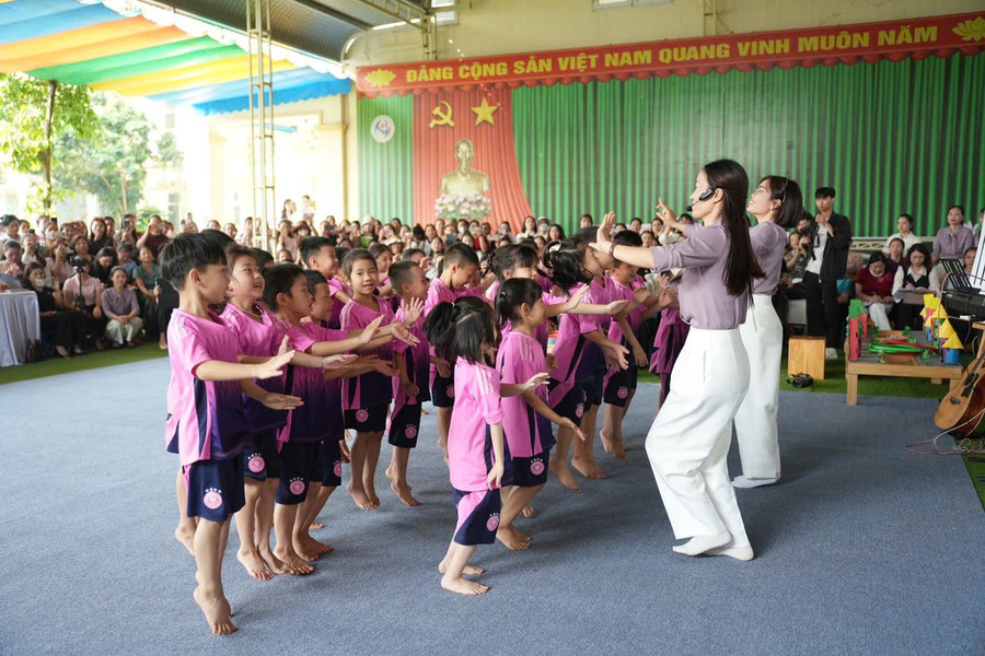 Sinh hoạt chuyên môn cấp học mầm non do Sở GD&ĐT Nghệ An triển khai. Ảnh: NTCC