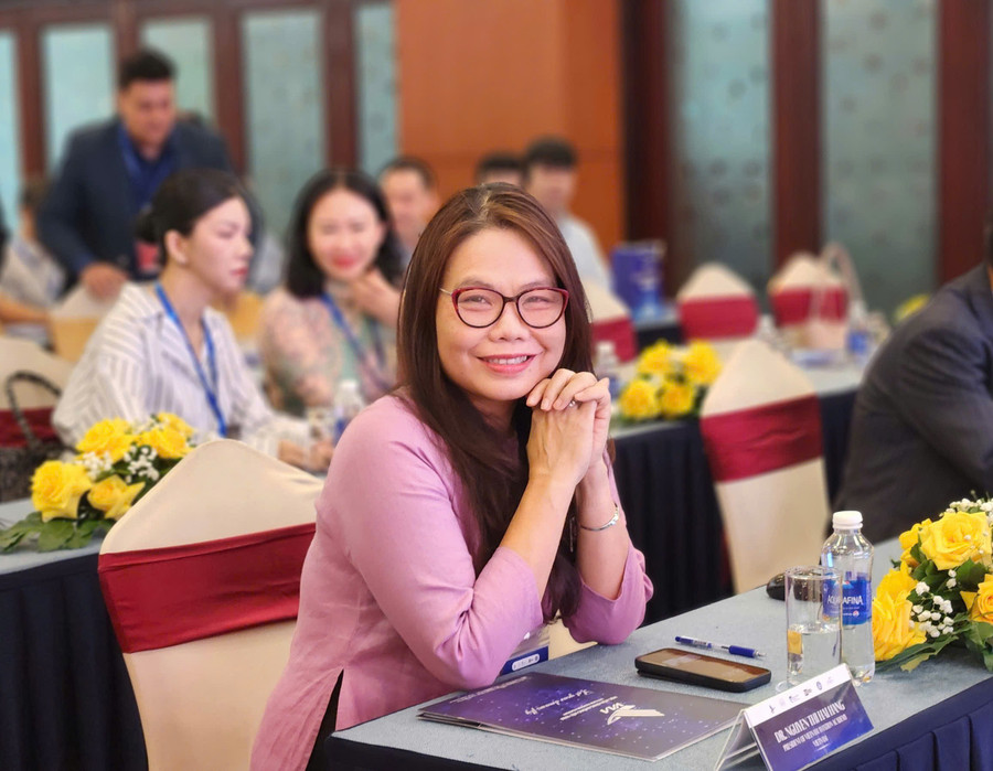 TS Nguyễn Thị Hải Hằng – Giám đốc Học viện Hàng không Việt Nam, Chủ tịch danh dự AFCS 2025. z7311524039596-782ec435979ead61ba7ca88a4473c3f0.jpg