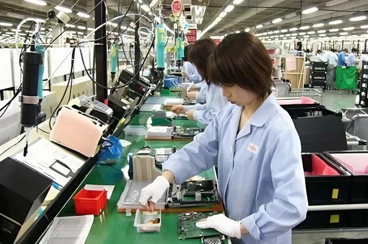 UBND TP. Hà Nội ủy quyền cho Sở Công Thương Hà Nội giải quyết 37 thủ tục hành chính trong lĩnh vực xuất nhập khẩu, bao gồm 36 thủ tục cấp C/O và văn bản chấp thuận cho thương nhân tự chứng nhận xuất xứ. Ảnh minh họa