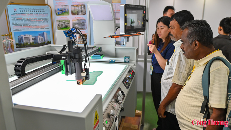 Nhiều công nghệ in 3D được giới thiệu đến các doanh nghiệp trong và ngoài nước.