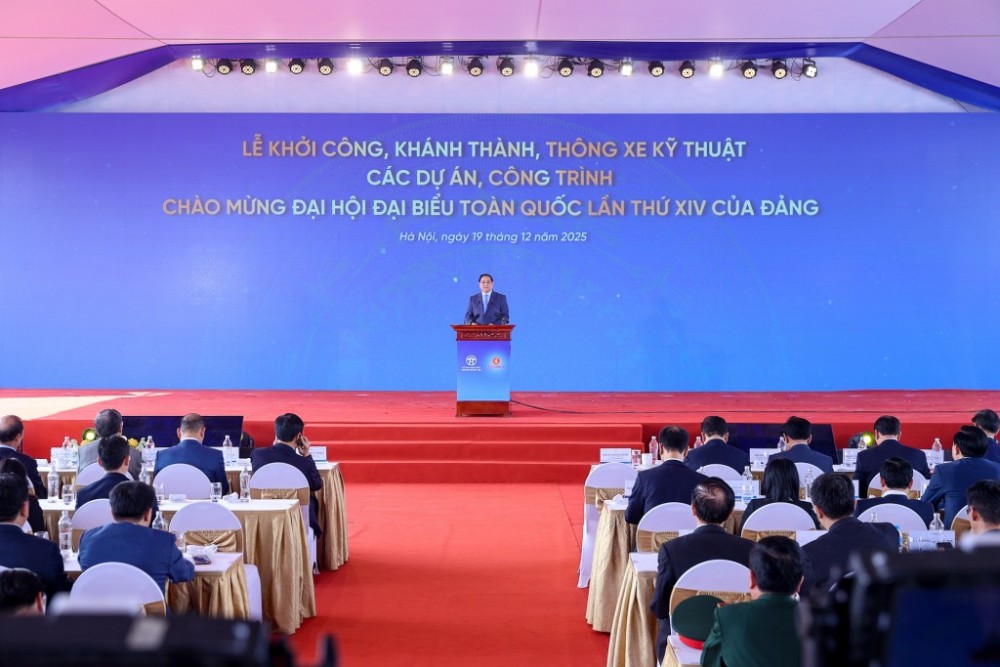 Đầu tư hàng loạt siêu dự án, công trình với tầm nhìn vượt thời đại Đầu tư hàng loạt siêu dự án, công trình với tầm nhìn vượt thời đại