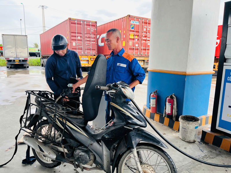 Giá xăng dầu trong nước hôm nay ngày 28/1/2026. Ảnh: Phương Trang