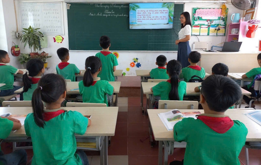 Một lớp học của Trường Phổ thông dân tộc bán trú Tiểu học và THCS Hồng Quang (Tuyên Quang). Ảnh: Mai Huệ