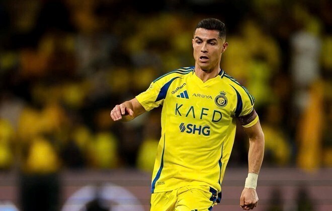 Ronaldo đang tập hồi phục cùng Al-Nassr. Ảnh: AFP