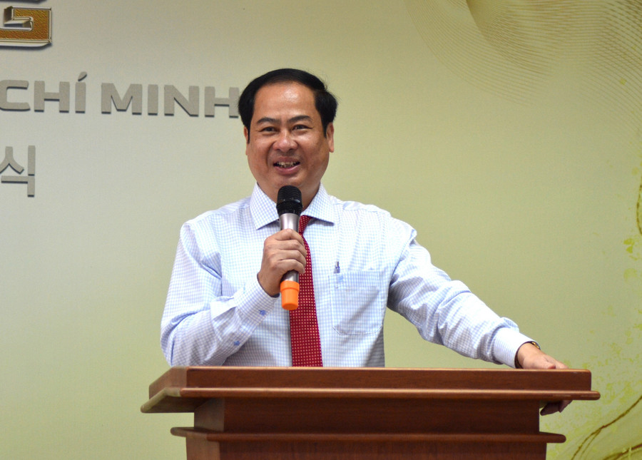 Ông Hồ Như Duyến - Phó Giám đốc Cơ quan đại diện phía Nam (Bộ GD&ĐT) phát biểu tại sự kiện. ongduyenn1.jpg
