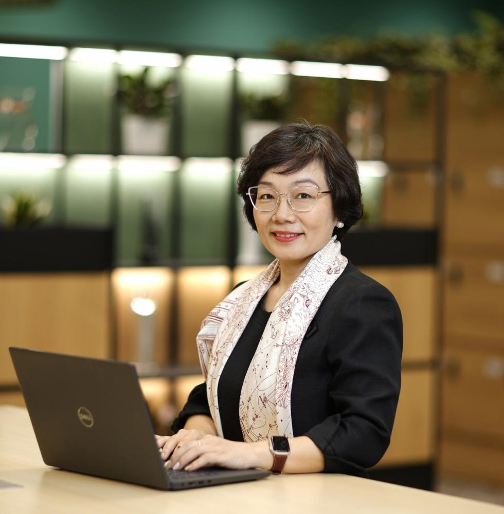 Bùng nổ AI đặt ra bài toán bình đẳng giới nơi công sở