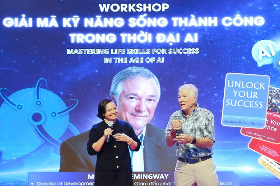 Ông Mark Hemingway tại chương trình.