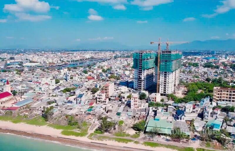 Khu chung cư nhà ở Phú Thịnh, phường Phan Thiết được xây cao 20 tầng, đang vào giai đoạn hiện thiện 540 căn. Ảnh: Minh An