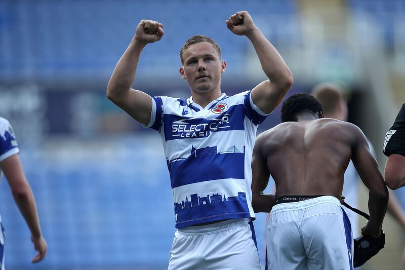 01h00 rạng sáng 31/3: Sunderland U21 gặp Reading U21.