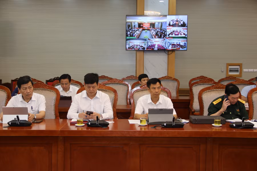 Các đại biểu tham dự hội nghị. img-9361.jpg