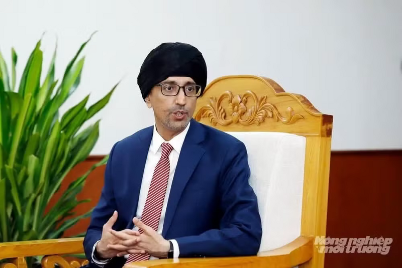 Đại sứ Đặc mệnh toàn quyền Singapore tại Việt Nam, ông Rajpal Singh. Ảnh: Khương Trung