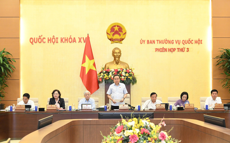 Chủ tịch Quốc hội Trần Thanh Mẫn phát biểu khai mạc Phiên họp thứ 3 của Ủy ban Thường vụ Quốc hội. Ảnh: Lâm Hiển