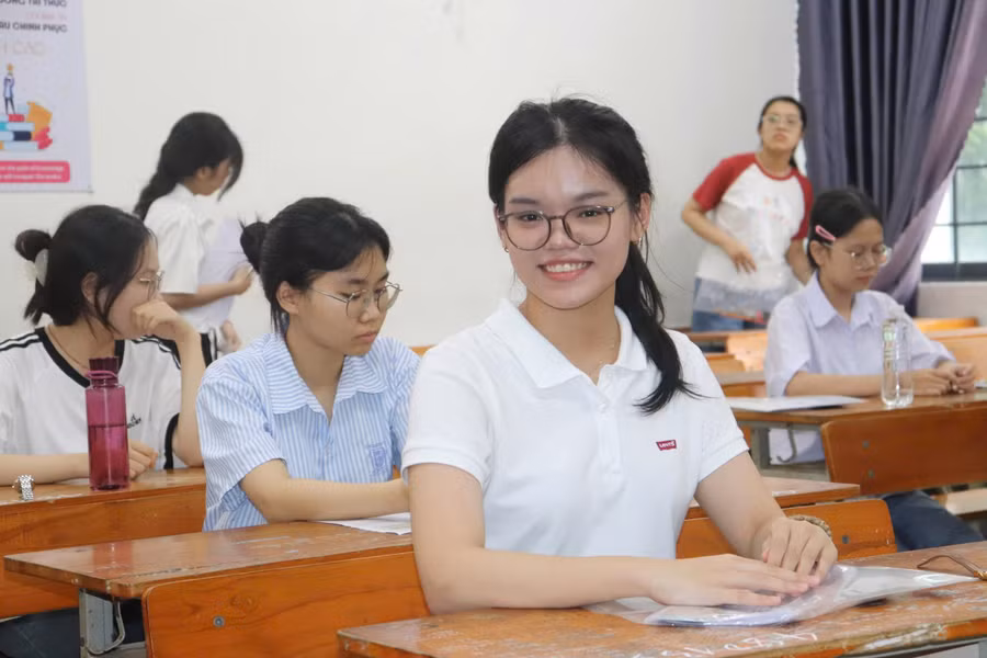 Thí sinh Đà Nẵng dự Kỳ thi tốt nghiệp THPT tại điểm thi Trường THPT Phan Châu Trinh.