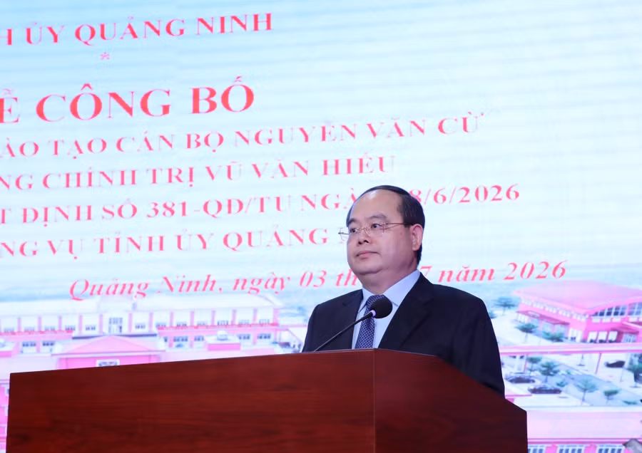 Ông Quản Minh Cường, Bí thư Tỉnh ủy Quảng Ninh phát biểu chỉ đạo tại buổi lễ. anh-3.jpg