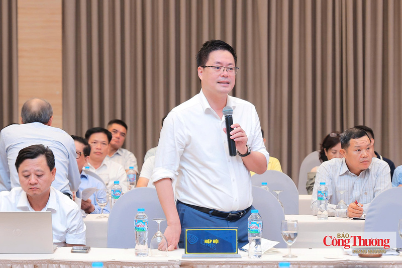 Ông Đỗ Văn Tuấn - Chủ tịch Hiệp hội Nhiên liệu sinh học Việt Nam phát biểu ý kiến tại hội nghị