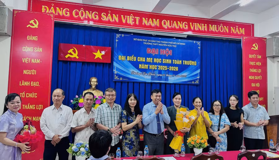 Đại hội Đại biểu Cha mẹ học sinh tại Trường THPT Nguyễn Hữu Thọ.