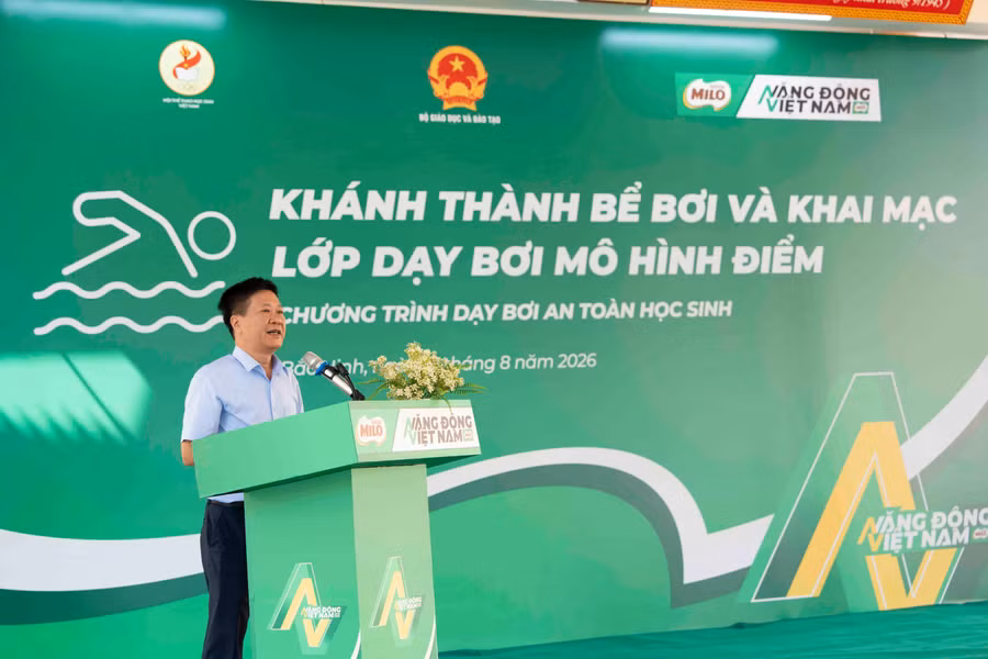 Ông Nguyễn Nho Huy, Phó Vụ trưởng Vụ Học sinh, sinh viên (Bộ Giáo dục và Đào tạo), Phó Chủ tịch, Tổng Thư ký Hội Thể thao học sinh Việt Nam. ong-nguyen-nho-huy-pho-vu-truong-vu-hoc-sinh-sinh-vien-bo-giao-duc-va-dao-tao-pho-chu-tich-tong-thu-ky-hoi-the-thao-hoc-sinh-viet-nam-phat-bieu-tai-su-kien.jpg