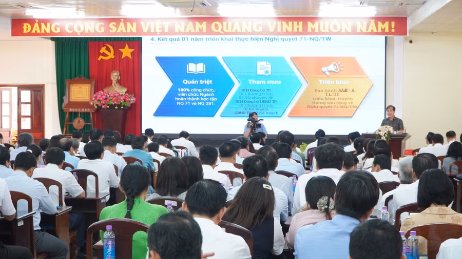 Quang cảnh hội nghị. 0-tong-ket-can-tho-5.jpg