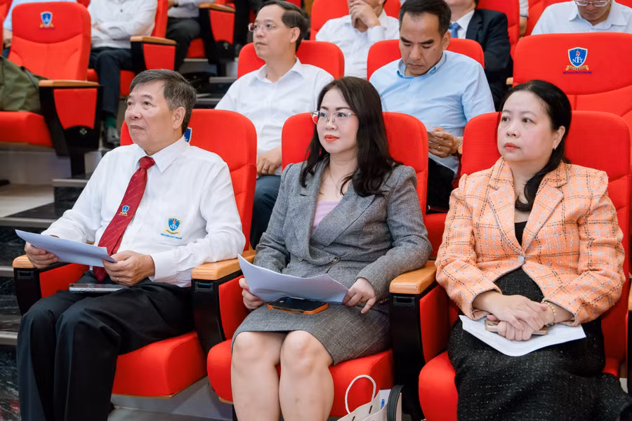 Các đại biểu dự hội nghị. nttu-19.jpg