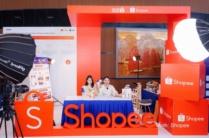 Shopee phối hợp cùng đối tác thực hiện phiên livestream quảng bá sản phẩm Việt trong khuôn khổ sự kiện Online Friday 2026.