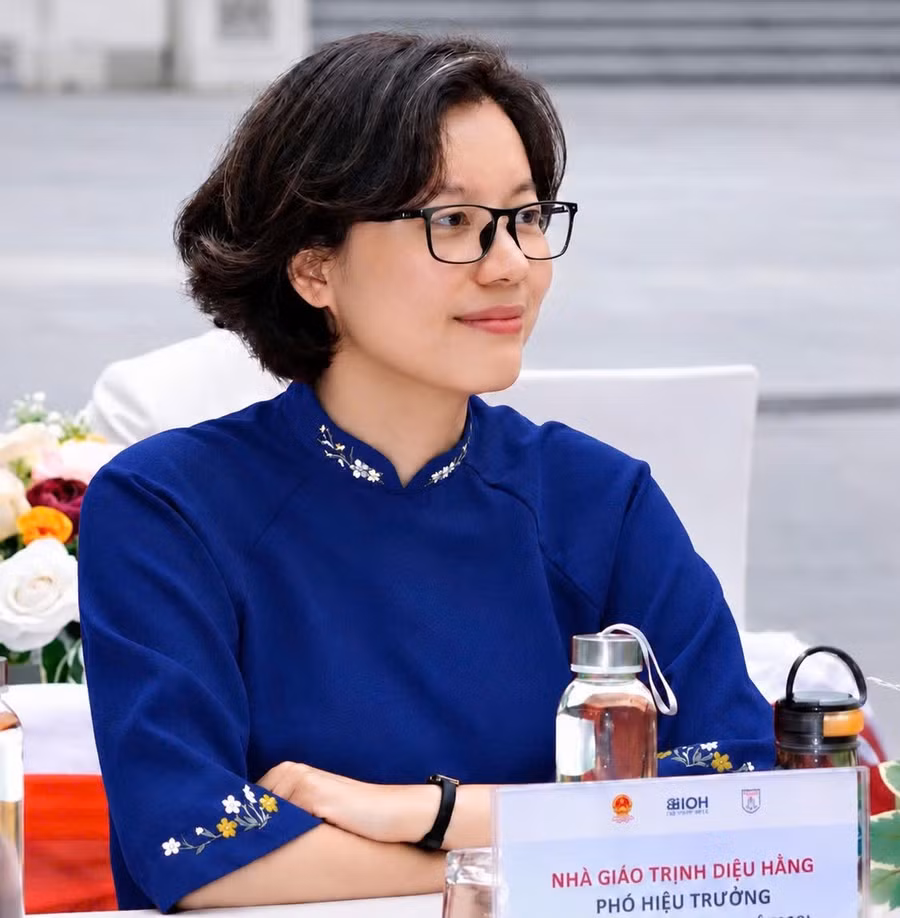 tuyen-sinh-lop-10-4.jpg