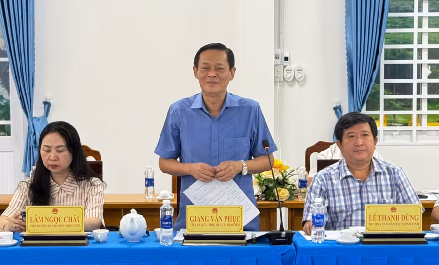 Phó Chủ tịch HĐND tỉnh An Giang, ông Giang Văn Phục phát biểu chỉ đạo. 1000097741.jpg