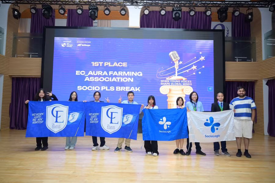 Trao giải Nhất tranh biện World Schools. tranh-bien-world-schools-giai-nhat.jpg